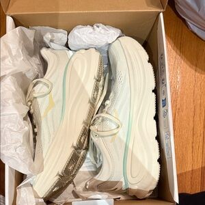 Hoka Bondi 9 Mint Green/White Running Shoes